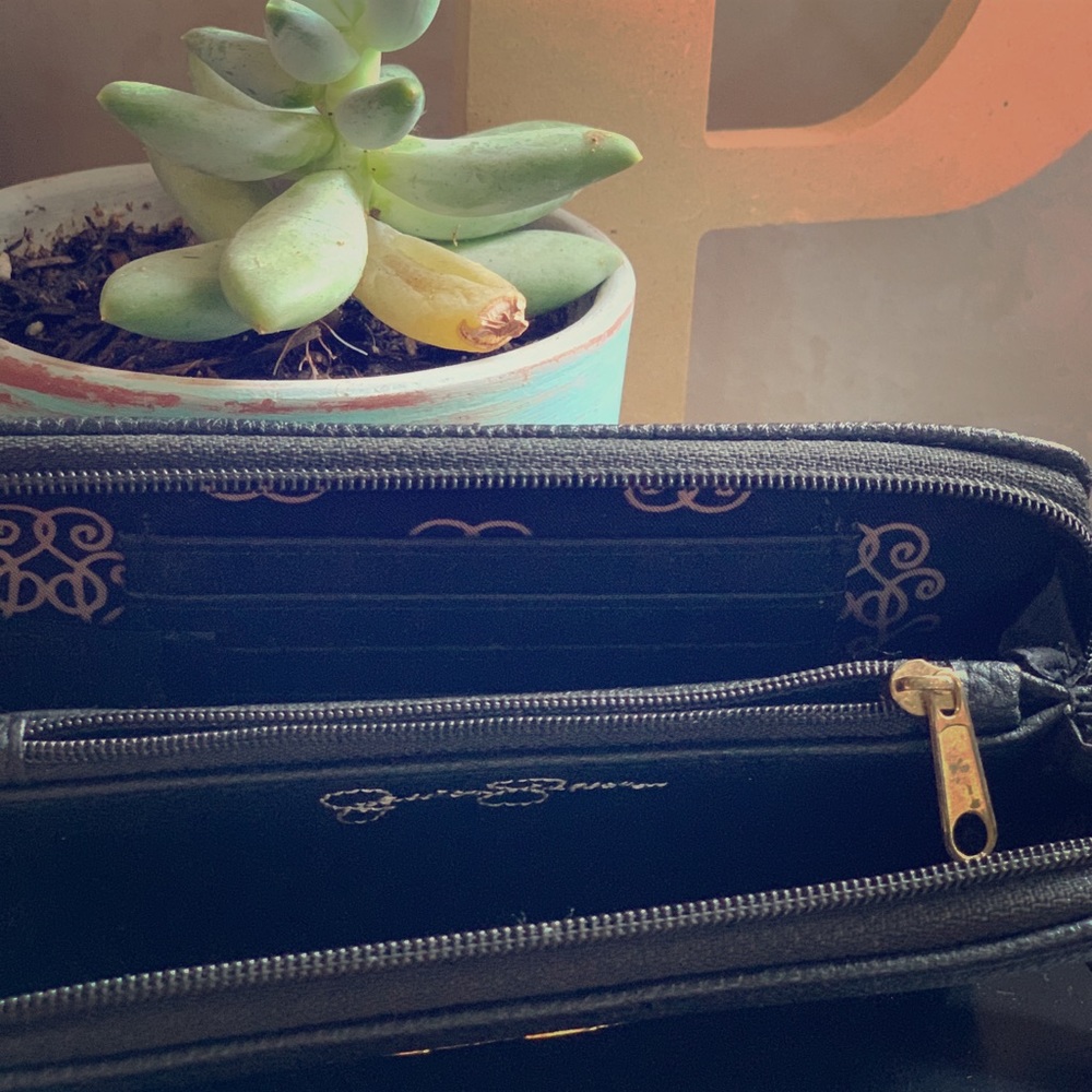 Jessica Simpson Wallet - Picture 3 of 3
